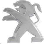 EMBLEME SUR CAPOT