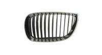 GRILLE DE CALANDRE GAUCHE / CHROMEE