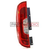 FEU ARRIERE GAUCHE , MODELE PORTES ARMOIRES pour FIAT DOBLO DE 10/2014 A 12/2017