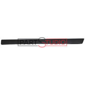 MOULURE DE PORTE AVANT DROITE , PAILLETEE pour PEUGEOT 2008 DE 04/2013 A 05/2016