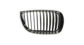 GRILLE DE CALANDRE DROITE / CHROMEE