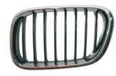 GRILLE DE CALANDRE DROITE / CHROMEE