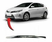 MOULURE INFERIEURE CENTRALE DE GRILLE DE PARE-CHOCS AVANT , CHROMEE pour TOYOTA AURIS DE 01/2013 A 05/2015